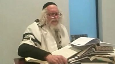 השידור חי הסתיים. תמונות מסעודת ההילולה בישיבת שובו בנים