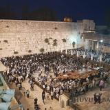 המראות מעצרת התפילה בכותל לרפואת הרב ברלנד שליט"א ודיווח על מצבו