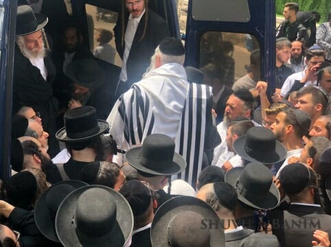 הלווית הבה"ח שמואל קוסובסקי ז"ל תלמיד הגר"א ברלנד שליט"א