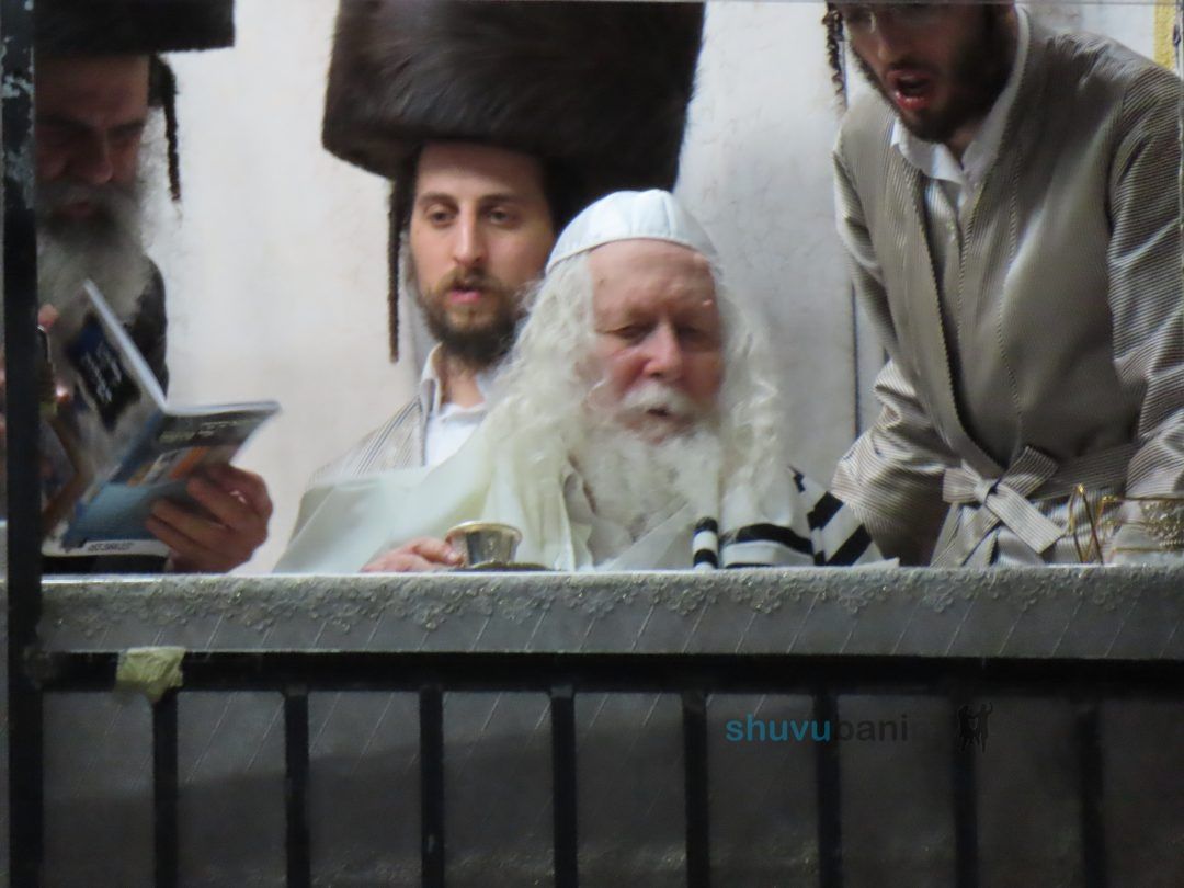 קְדֹשִׁים תִּהְיוּ כִּי קָדוֹשׁ אֲנִי ה' • שבת פרשת קדושים בצילו של הגה"צ רבי אליעזר ברלנד שליט"א