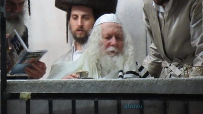 קְדֹשִׁים תִּהְיוּ כִּי קָדוֹשׁ אֲנִי ה' • שבת פרשת קדושים בצילו של הגה"צ רבי אליעזר ברלנד שליט"א