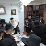 להרבות תורה • שיעור לנבחני מפעל התורה במעונו של הגה"צ רבי אליעזר ברלנד שליט"א