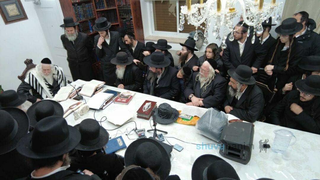 שיעור לכולל שביבי אור במעונו של הגה"צ רבי אליעזר ברלנד שליט"א