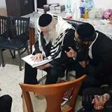 שובו בנים אינטרנשיונל מרכינים ראש בצער רב וביגון עמוק על פטירתו של העולל בן נפתלי גול שיחי', נכד הרב מיכאל גול שליט"א, ראש ישיבת מגיני ארץ, ומשתתפים באבל המשפחה