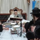 שיעור של מורנו הרב אליעזר ברלנד שליט"א לבחורי ישיבת "חכמה ודעת"