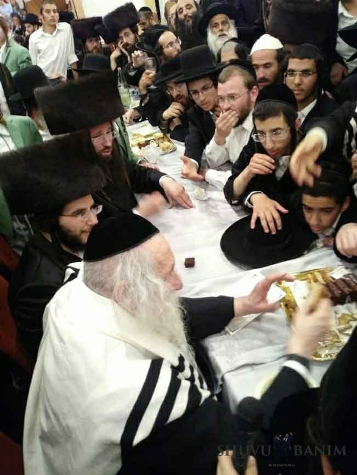 "אָדָם בָּא לָעוֹלָם לִהְיוֹת בֶּן חוֹרִין" - דברי הגה"צ הרב אליעזר ברלנד שליט"א - מראות הקודש מחתונת בת הרב שמעון רובינשטיין