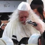 בִּקְדֻשָּׁה שֶׁל מַעֲלָה • צפו בהגה"צ רבי אליעזר ברלנד שליט"א בספירת העומר הראשונה מוצאי חג הפסח