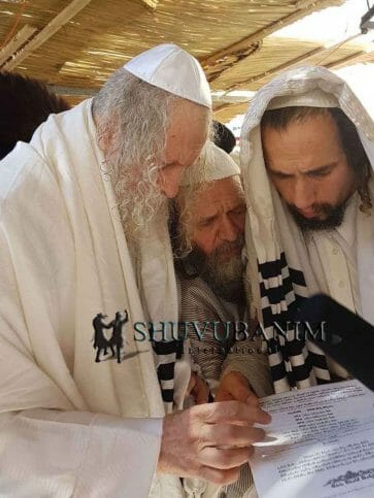 מתנה: האזינו לדברי הגה"צ הרב ברלנד שליט"א בצירוף התמלול המלא של השעורים