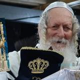 'שישו ושמחו בשמחת התורה' הכנסת ספר תורה לבית המדרש 'שובו בנים' - כל הפרטים על התהלוכה והכנסת ספר התורה