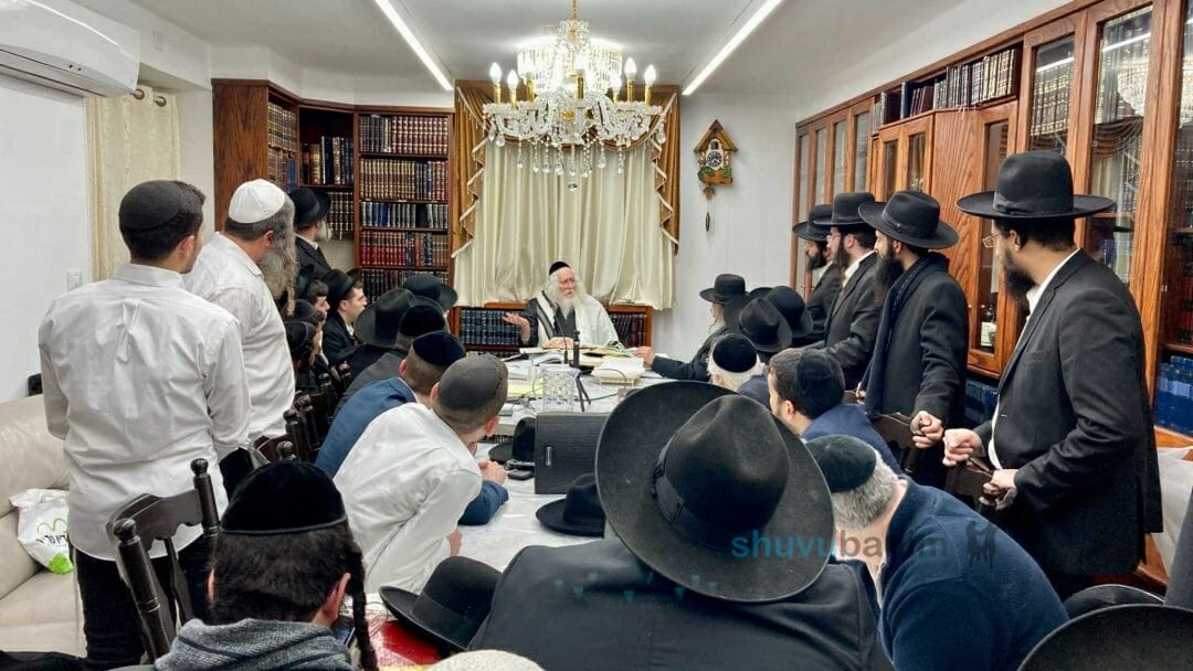שיעור לכולל מתקרבים מהעיר פתח תקווה במעונו של הגה"צ רבי אליעזר ברלנד שליט"א