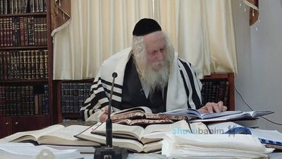 שיעור לתושבי נתיבות במעונו של הגה"צ רבי אליעזר ברלנד שליט"א