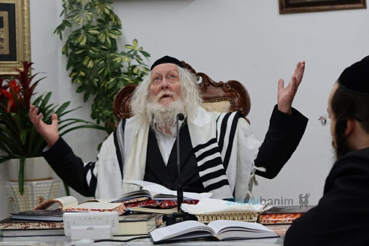 שיעור וחלוקת שי לנבחני מסכת נזיר במעונו של הגה"צ רבי אליעזר ברלנד שליט"א