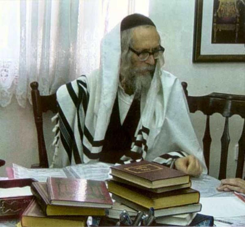 החילונים ישר יאמינו במשיח - דברי הגה"צ הרב אליעזר ברלנד ליום הכיפורים הקדוש