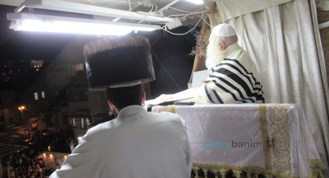 בראש השנה יכתבון • סיקור נרחב מימי ראש השנה בצילו של הגה"צ רבי אליעזר ברלנד שליט"א