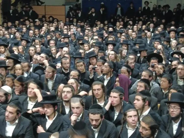 Chanukah Gathering for Youth Group with Rabbi Eliezer Berland Shlit”a