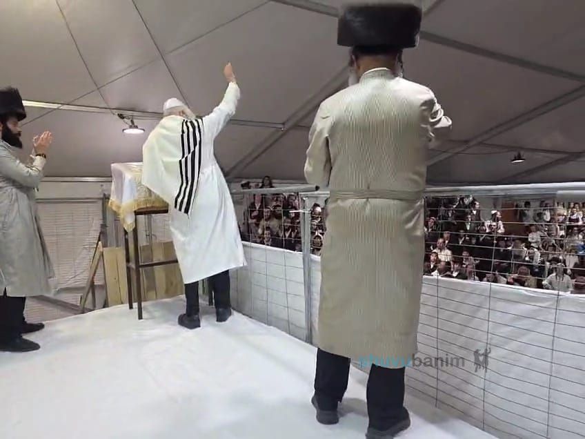 כִּי לָנוּ עֹז וְאוֹרָה ◇ שמחת תורה בצילו של הגה"צ רבי אליעזר ברלנד שליט"א