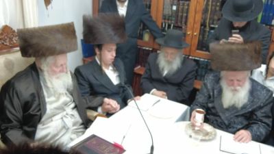 צִלְּךָ נָאֶה • מעמד ליל ט"ו בשבט לזקני התלמידים במעונו של הגה"צ רבי אליעזר ברלנד שליט"א