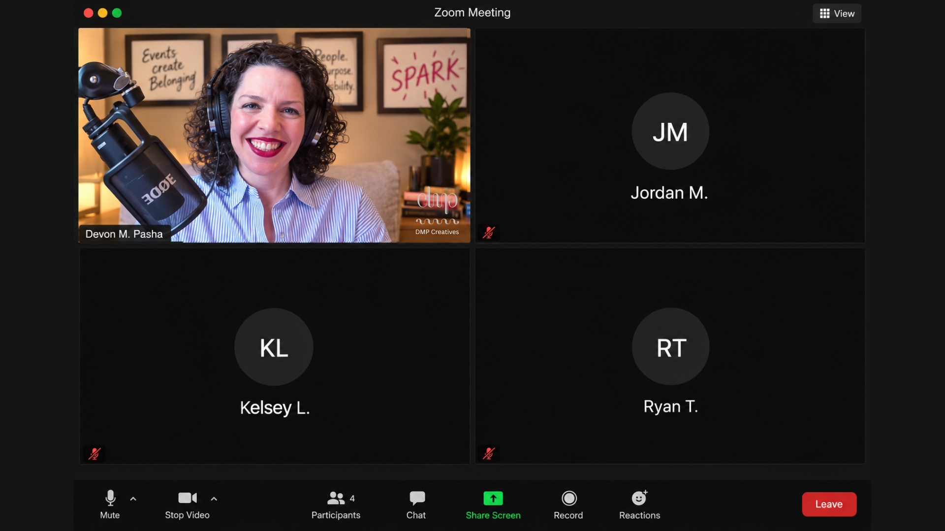 How to Brief an External Professional So They Feel Like Part of Your Team From Day One