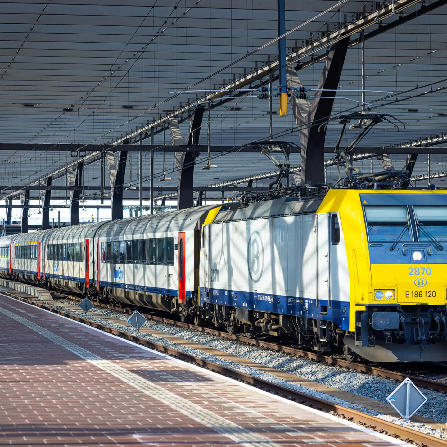 De Eurocity van Rotterdam en Breda naar Antwerpen en Brussel