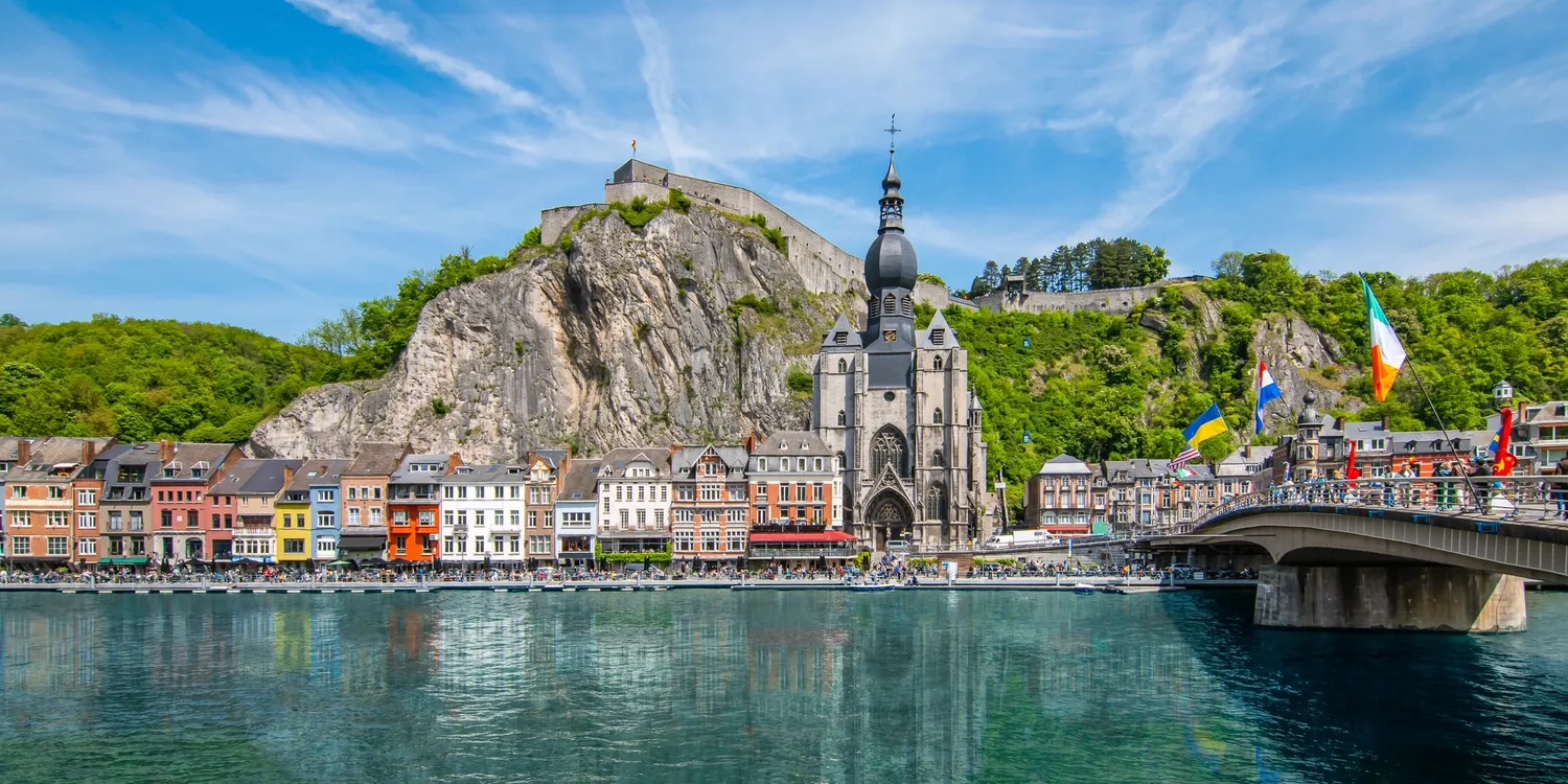 Uitzicht op de Notre-Dame en Citadel van Dinant