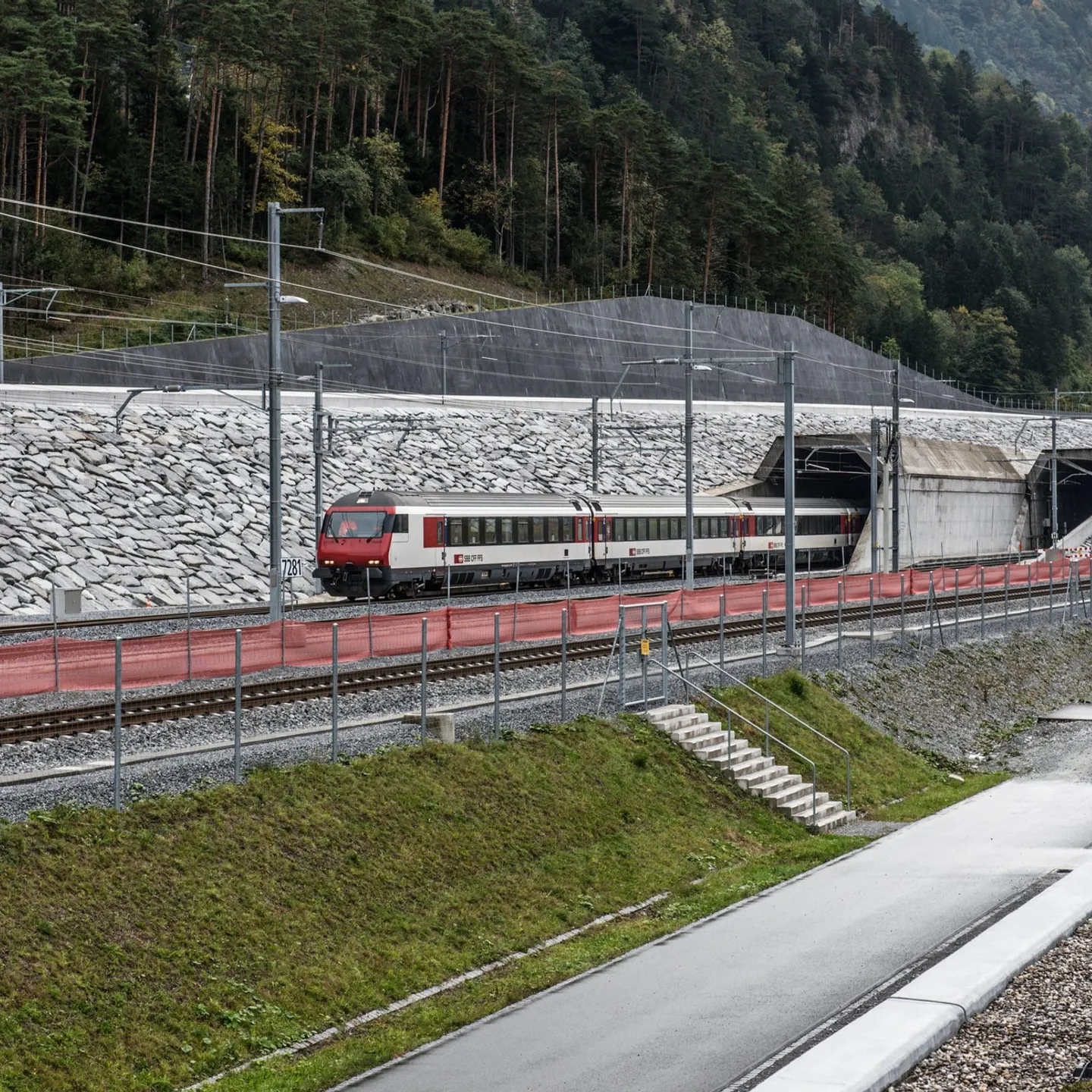 Met de trein door de Gotthard-Basistunnel