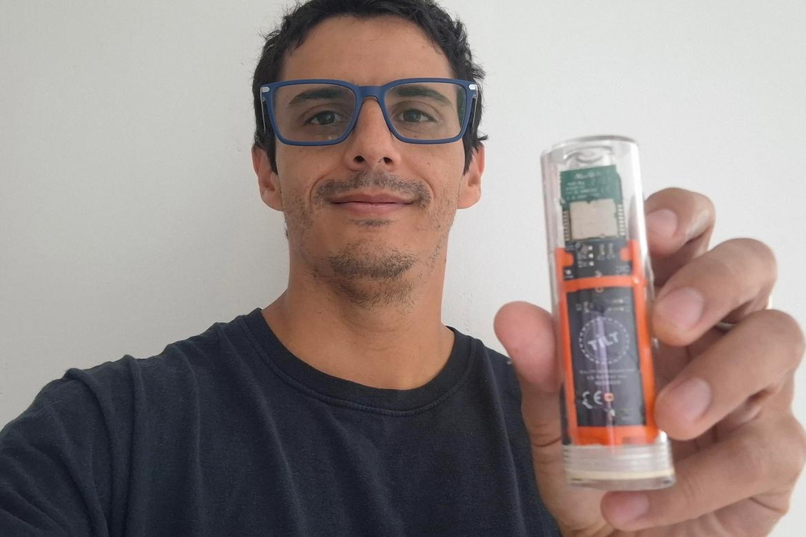 Foambyte founder with IoT Device
