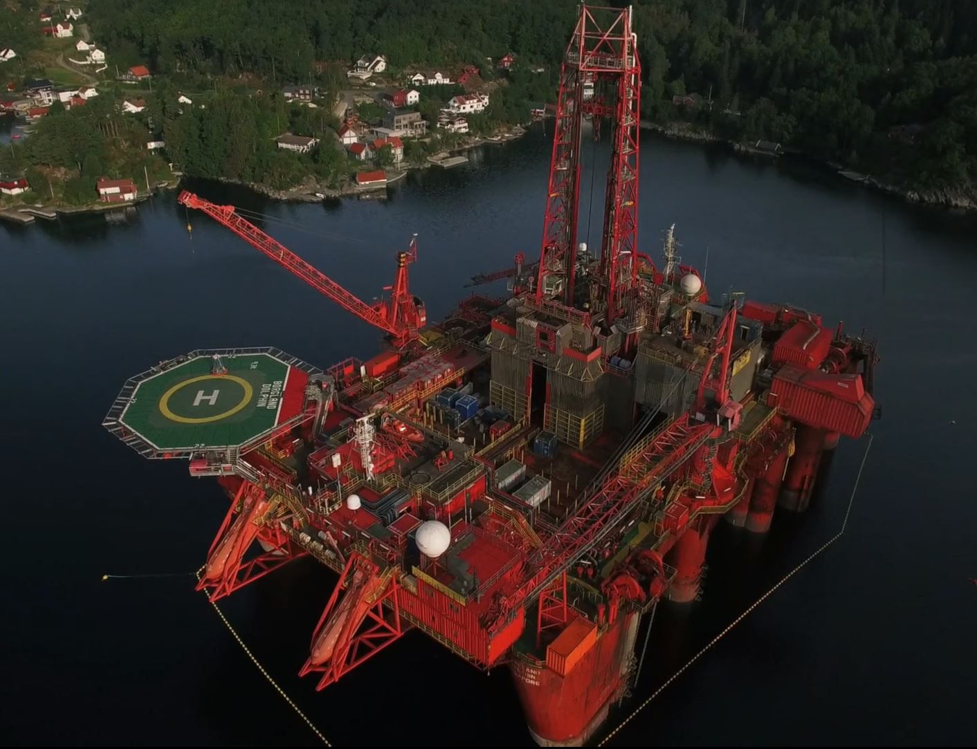 Borgland Dolphin tildelt riggkontrakt med Wellesley | Petro.no