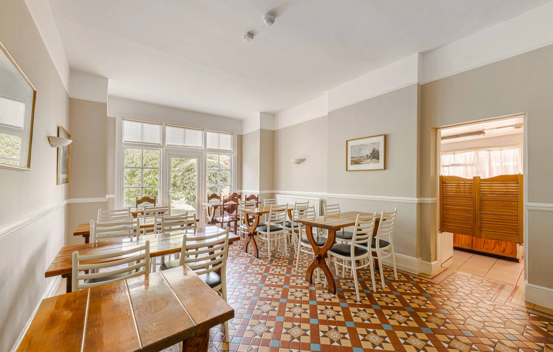 Ten bedroom former hotel property in W6 with authentic period details