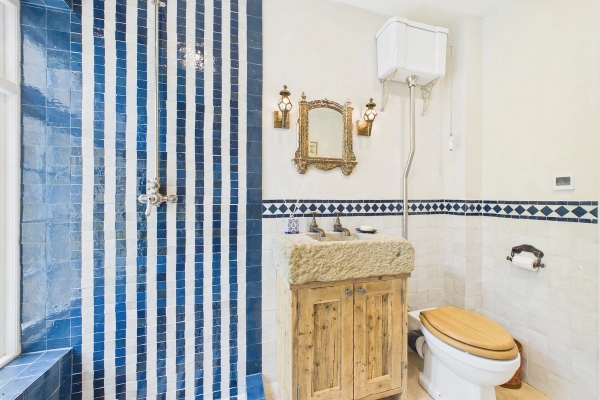 Love Locations country bathroom with vintage-style vanity for TV and film