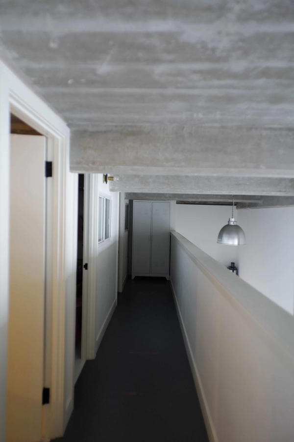 Upper Clapton E5 warehouse style loft with open interior – Love Locations