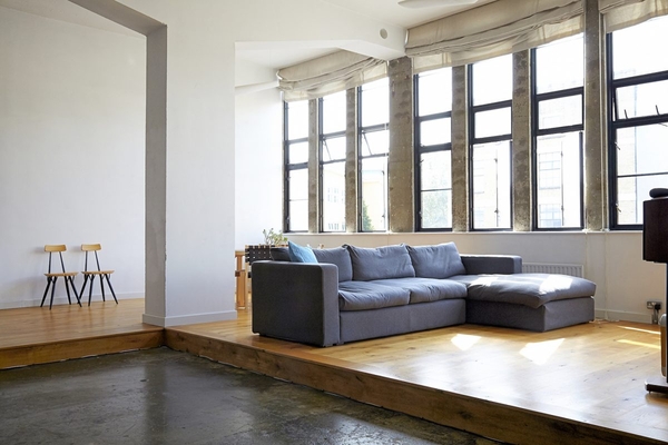 Contemporary New York style warehouse loft interior in Upper Clapton London E5 – Love Locations