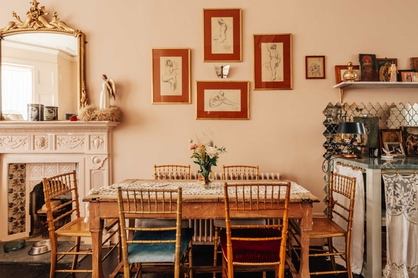 Vintage inspired Victorian living room with tall bay windows in Hackney – Love Locations