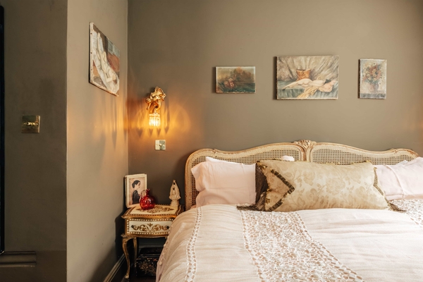 Characterful East London Victorian property with vintage decor – Love Locations