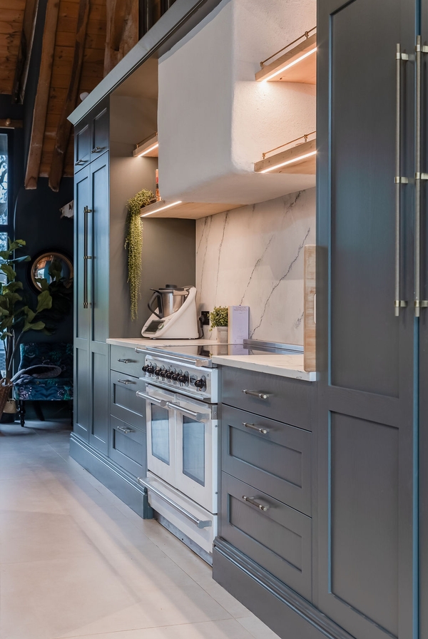 Contemporary kitchen island in a rustic GU31 barn Love Locations.