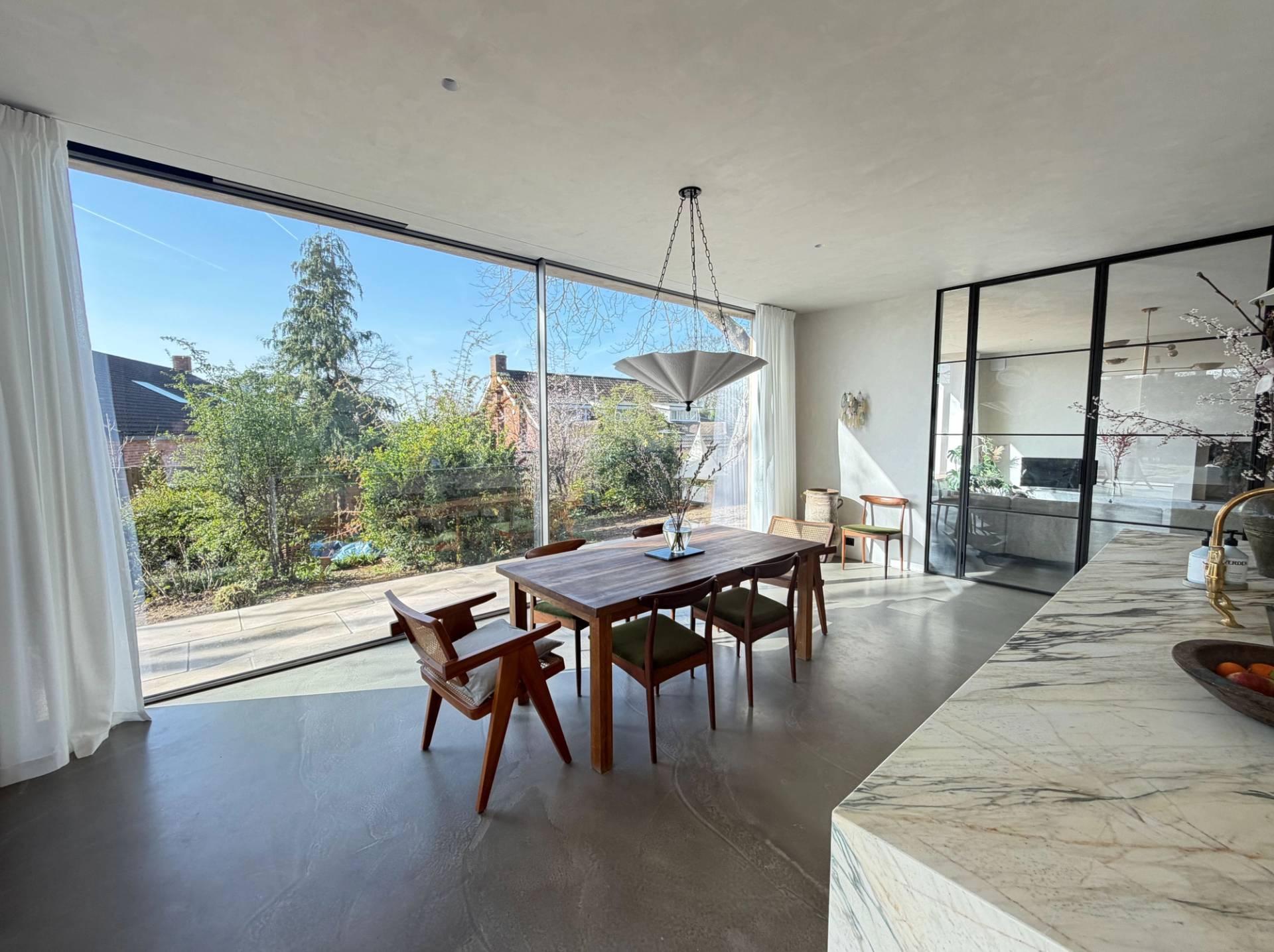 South East London contemporary property with polished concrete floors – Love Locations