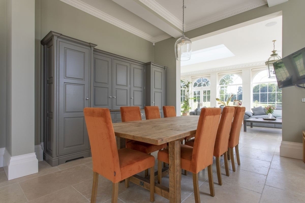 Luxury rural estate with elegant interiors and event space in West Sussex – love locations