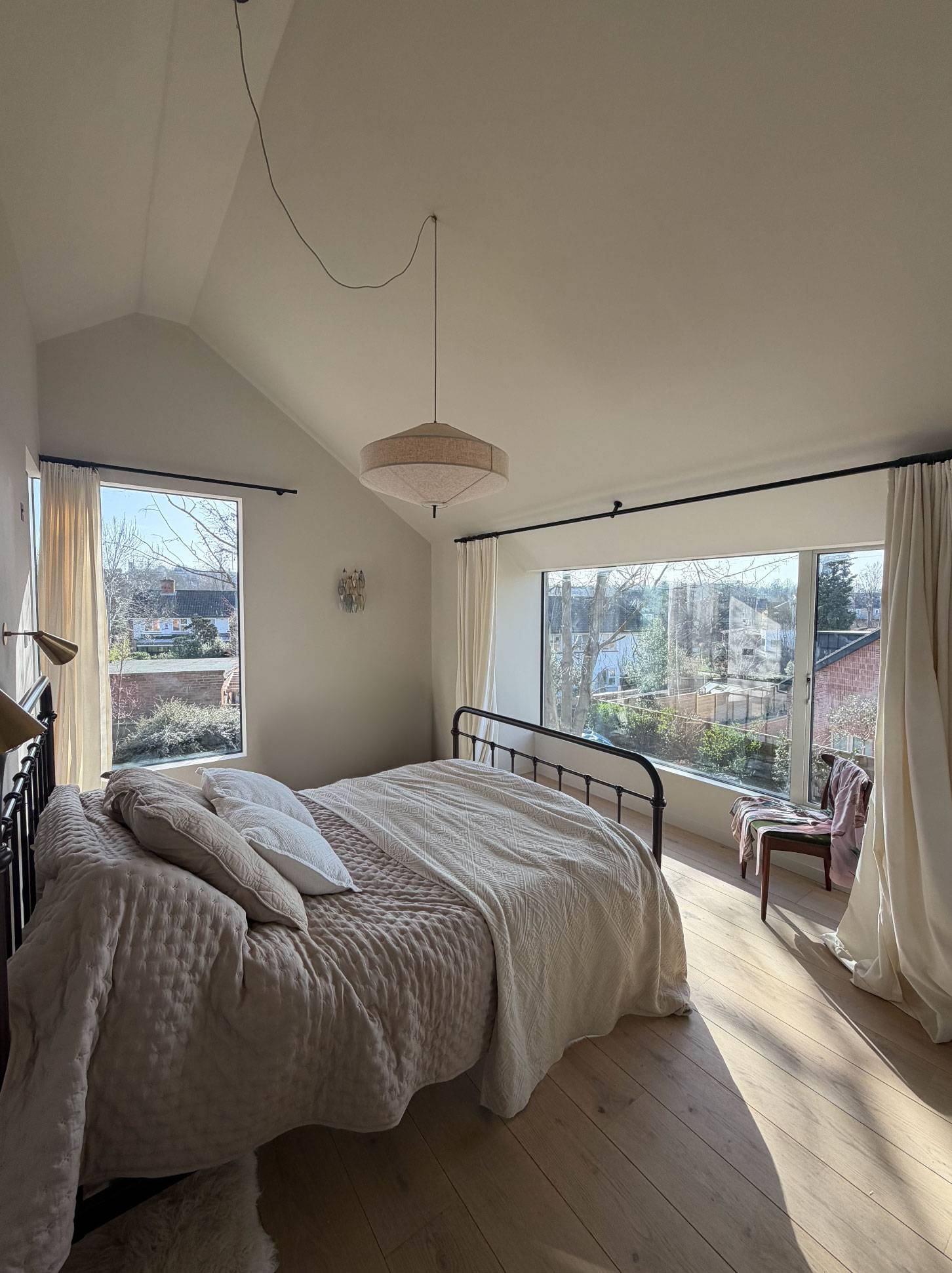 South East London modern house with large windows – Love Locations