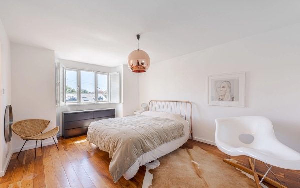 Brighton and Hove BN3 filming house with open-plan living – Love Locations