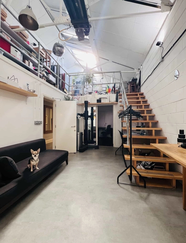 Photography studio with white walls and high ceilings in Acton W3 West London – Love Locations