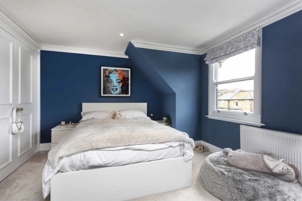 Spacious double-fronted Victorian home in Hove with impressive ceiling heights, love locations