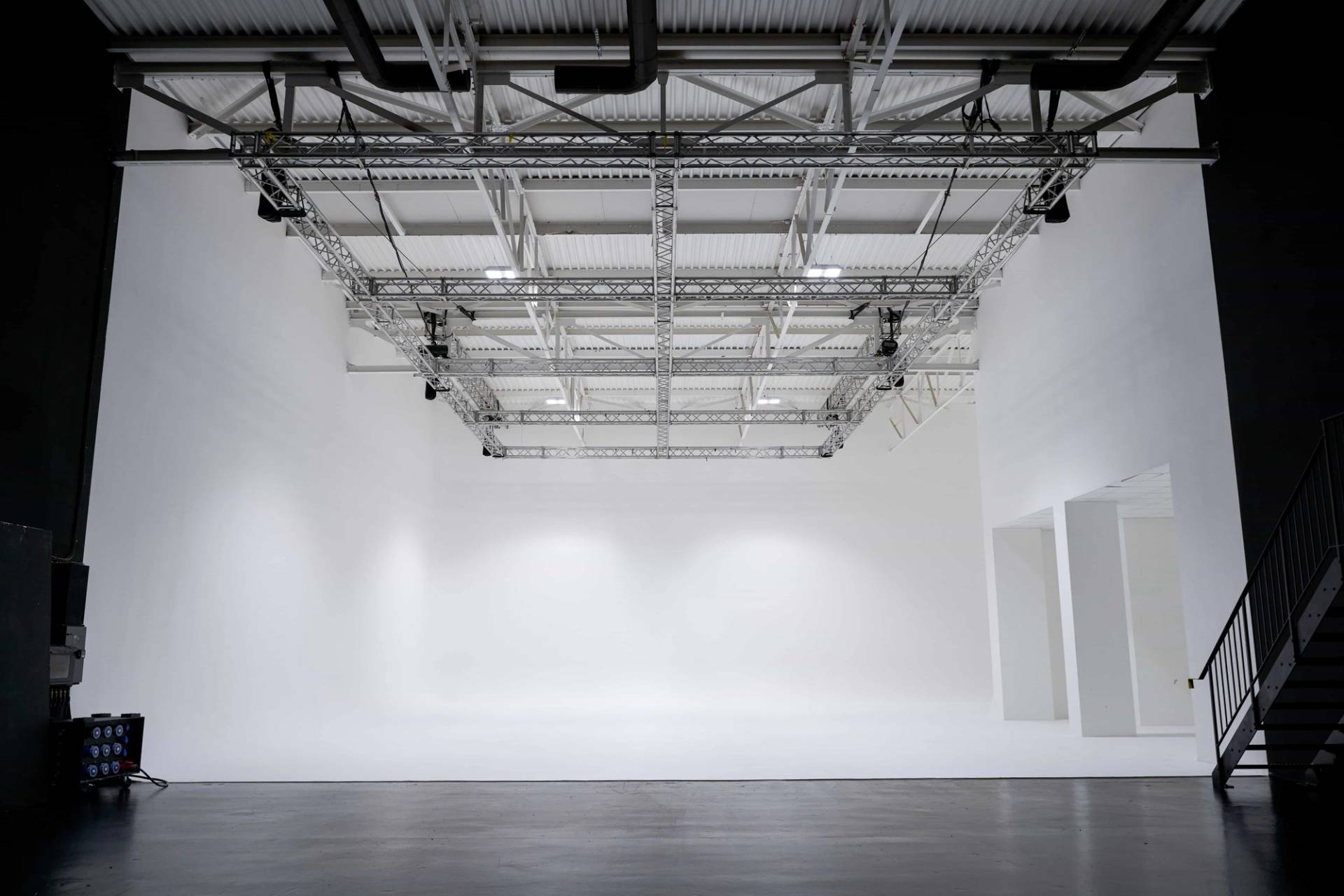 Industrial studio complex in Acton London W3 with black and white shooting spaces – love locations