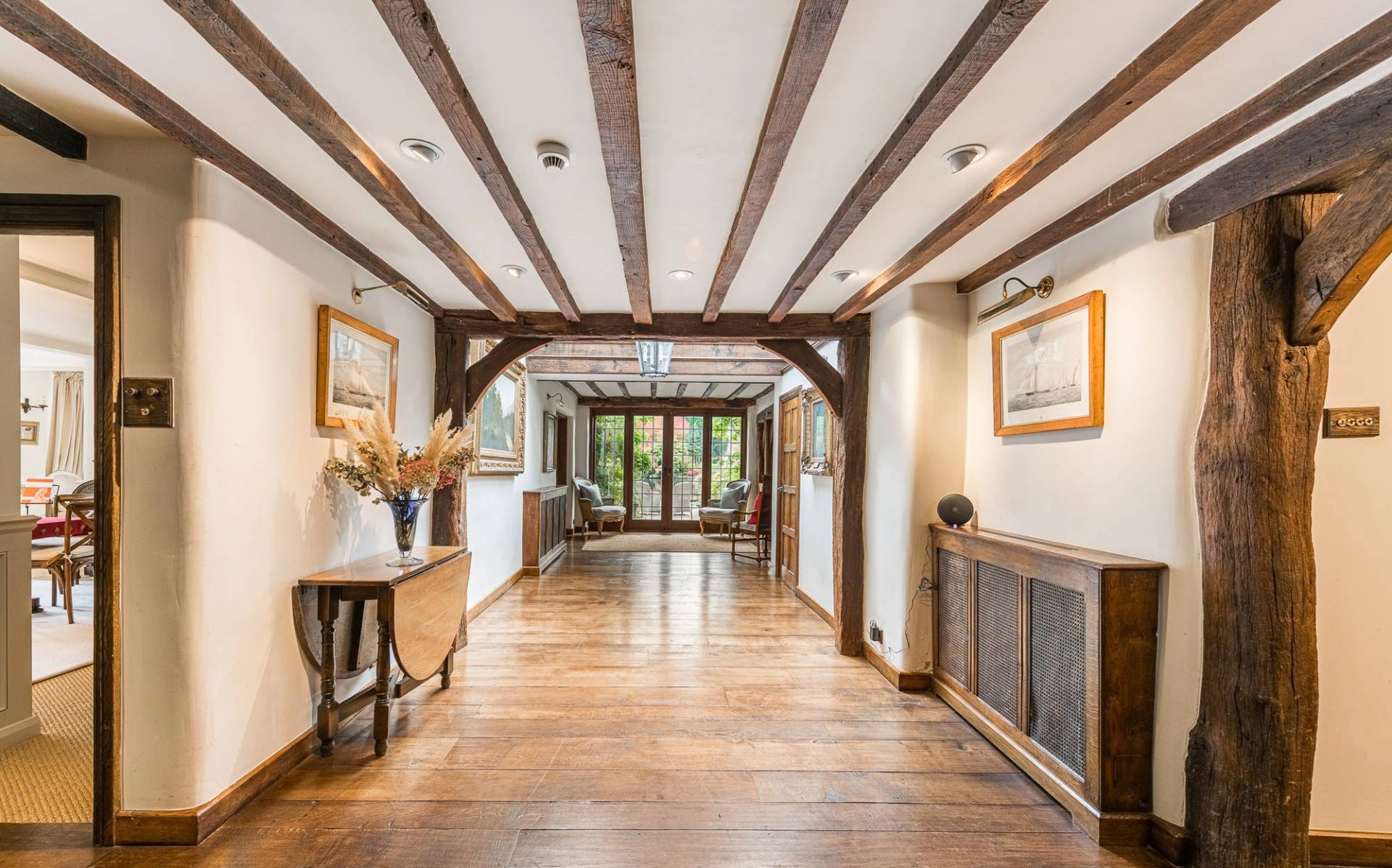 15th century hall house in Guildford GU5 – Love Locations
