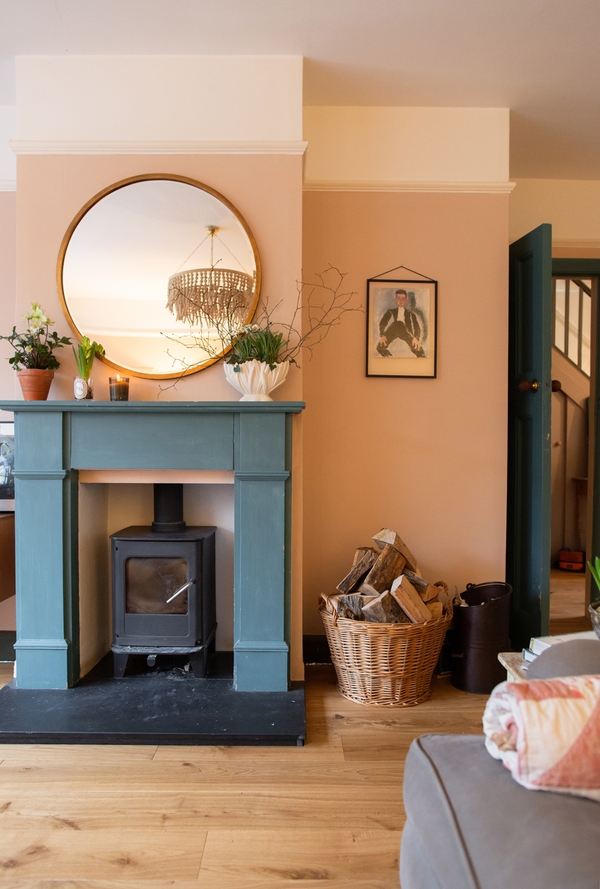 Stylish contemporary interior at a modern Horsley, Surrey home, ideal for filming – Love Locations.