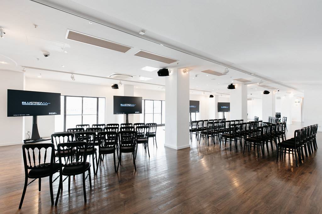 Love Locations OXO Tower wedding venue overlooking the London skyline.