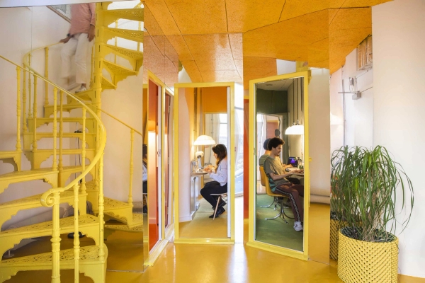 Flexible office and meeting space with breakout zones in Notting Hill London W11 – love locations