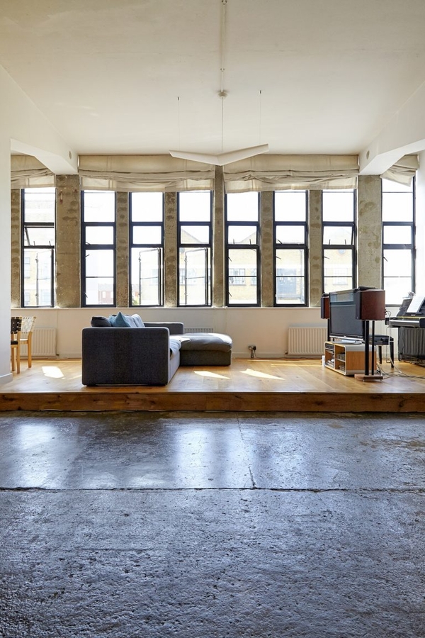 Warehouse-style New York loft interior with split-level layout in Upper Clapton E5 – Love Locations