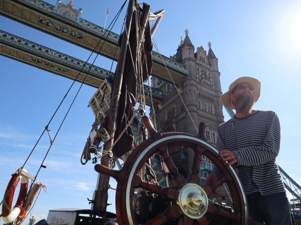 River Medway vintage sailing barge interior cabin – Love Locations