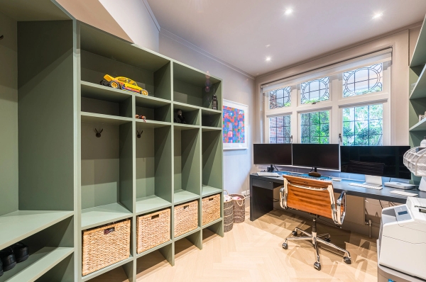 Living space with sliding doors to garden in NW2, Love Locations