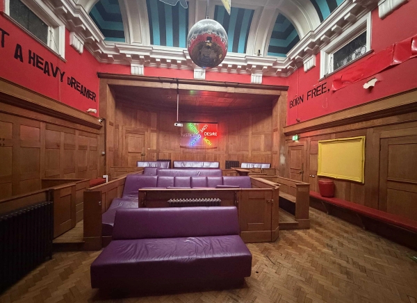 King’s Cross multi-room filming location – Love Locations