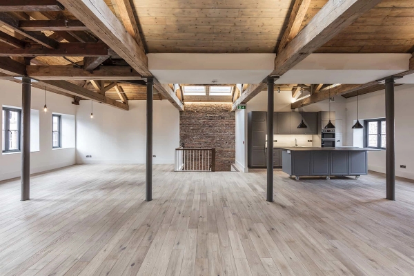 Characterful 19th century warehouse interior in M4 Manchester, Love Locations